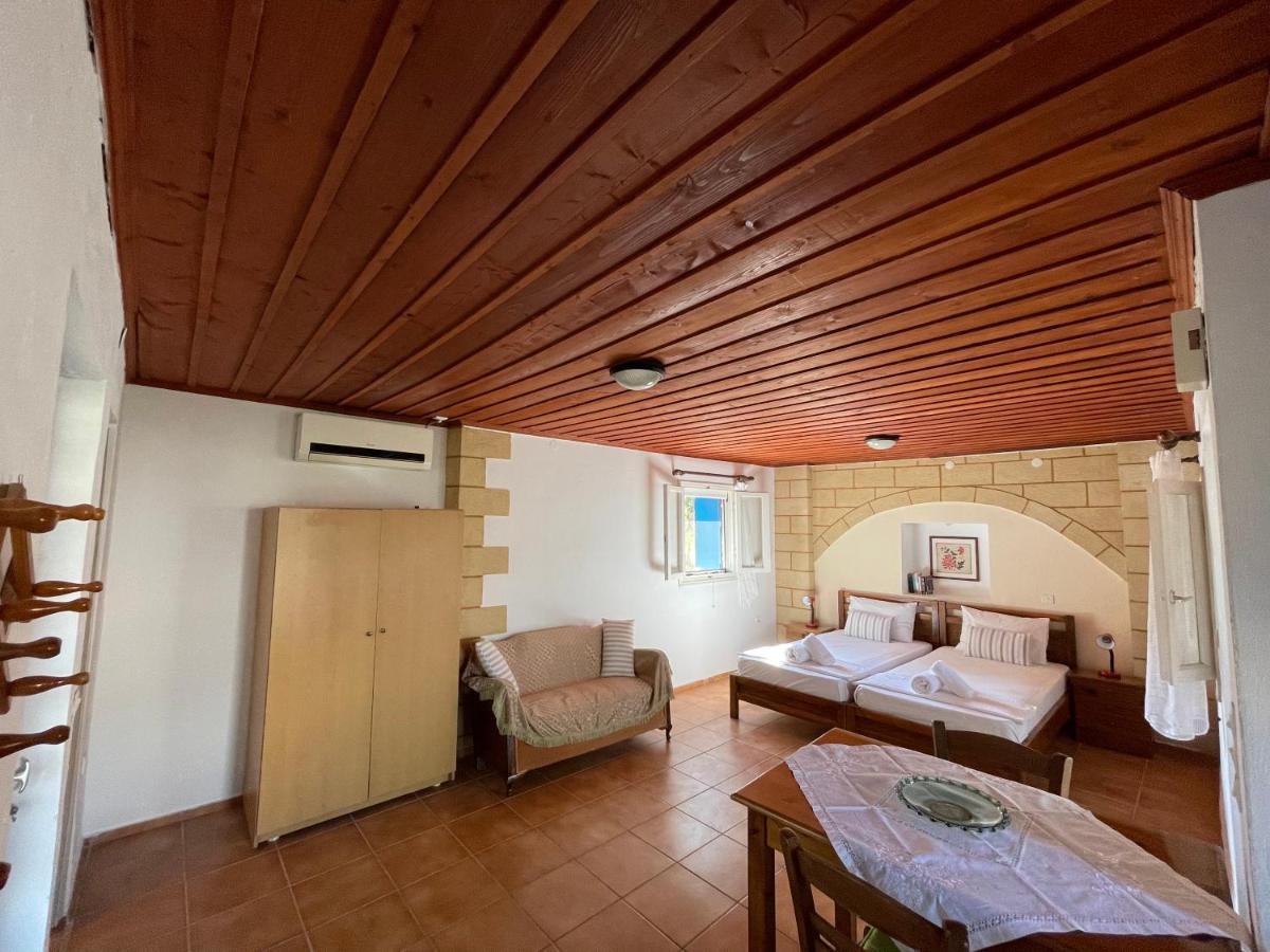 Vasilopoulos Estate โคโรนิ ภายนอก รูปภาพ
