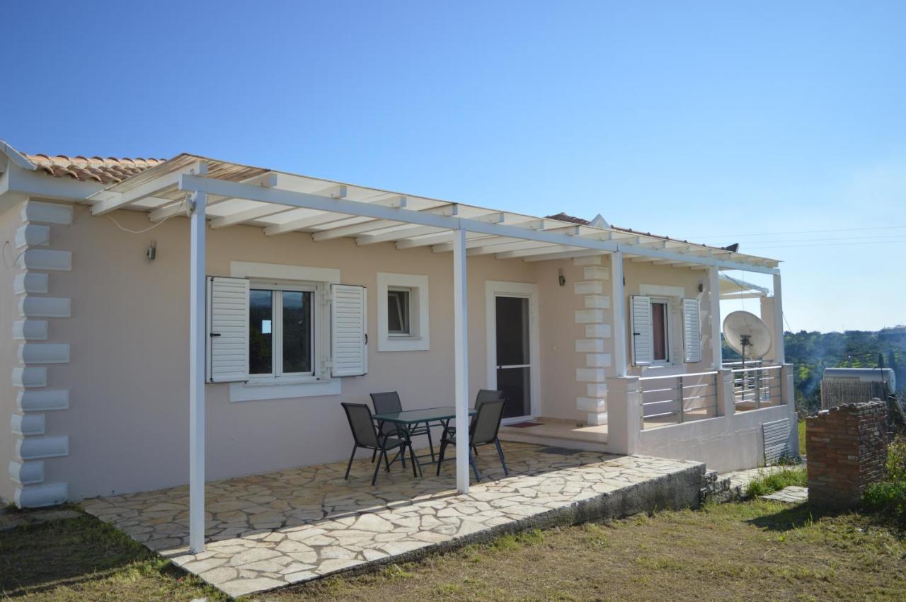 Vasilopoulos Estate โคโรนิ ภายนอก รูปภาพ